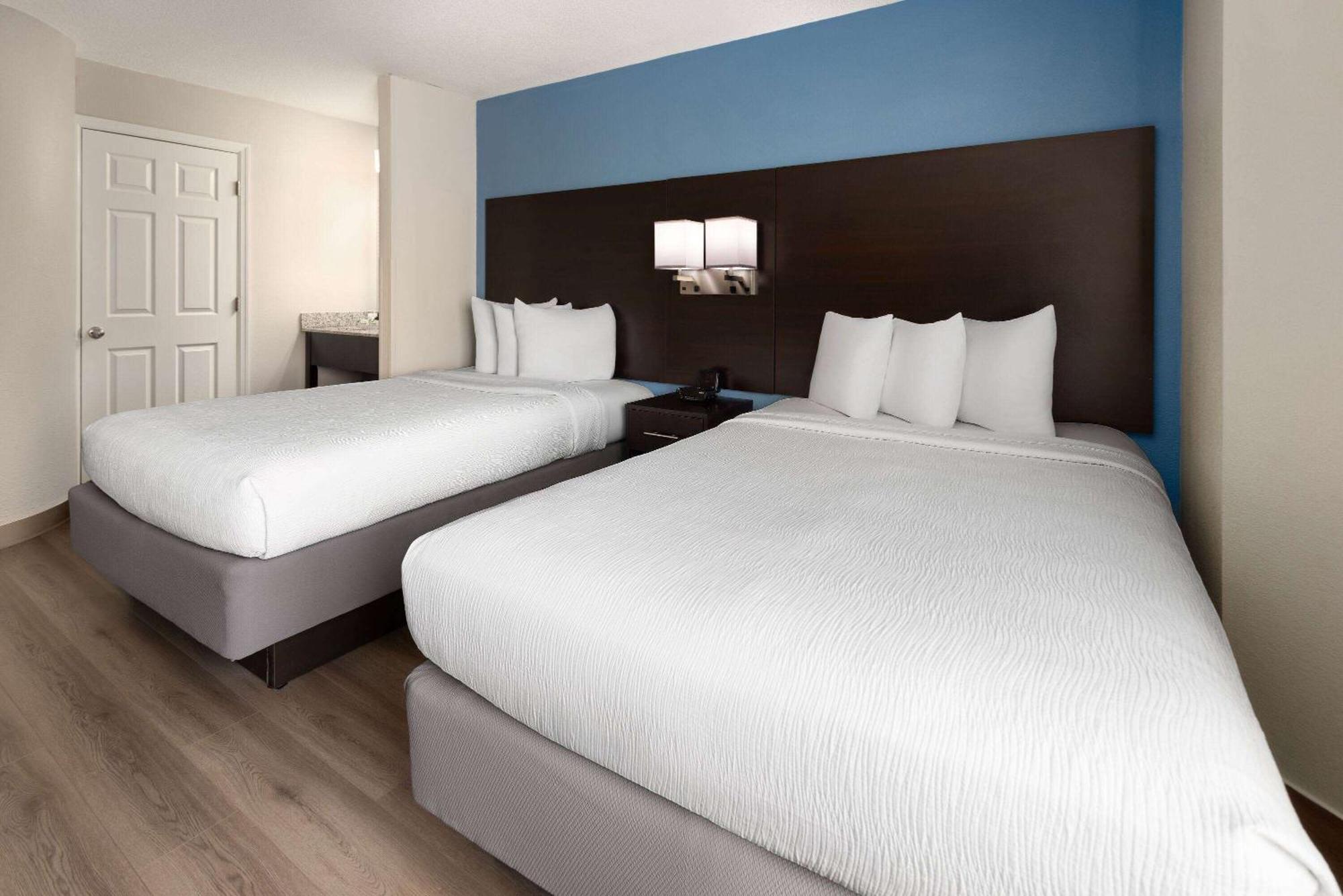 Baymont By Wyndham Newark At University Of Delaware Exterior foto